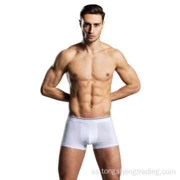 Los boxers de los hombres de algodón coloridos básicos se calzan los pantalones cortos de ropa interior